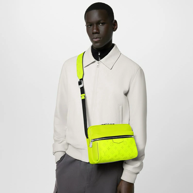 Louis Vuitton Outdoor Messenger Taigarama Laukut - Neonkeltainen