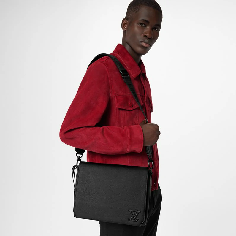 Louis Vuitton Takeoff Messenger Lv Aerogram Bags - Mustarakeinen vasikannahka