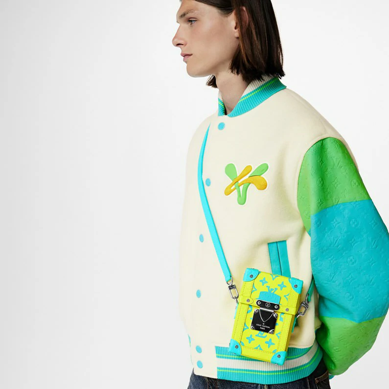 Louis Vuitton pystysuora tavaratila puettava lompakko Monogrammi Muut kangaskassit - Limenvihreä